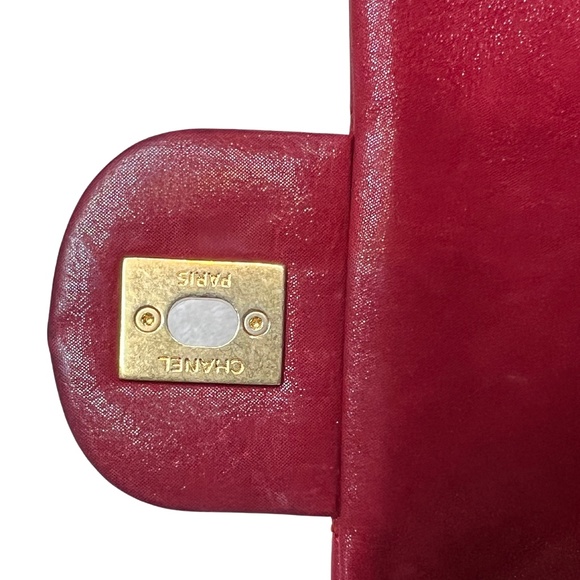 CHANEL RED LEATHER CHIC FLAP BAG SMALL (2011) - Picture 8 of 9